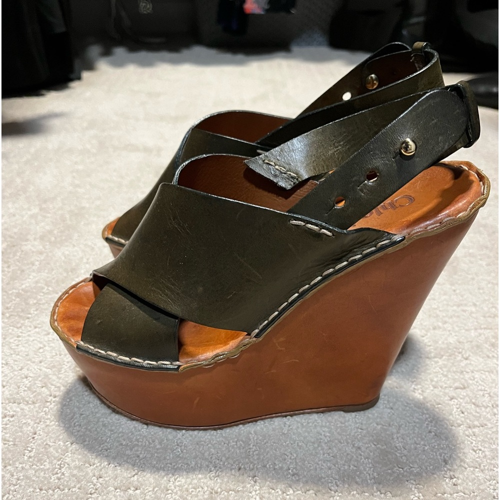 Chloe criss cross platform sandal